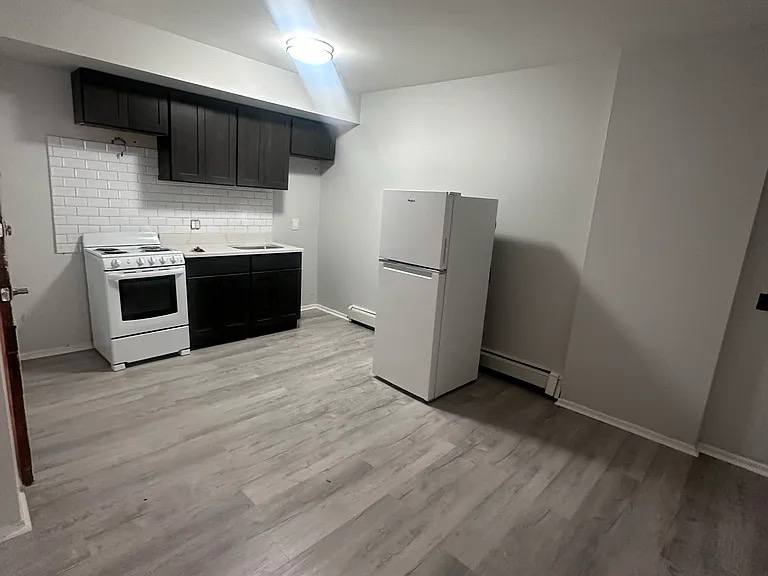 Apartment for rent at 324 Hope Ave #1, Clifton, NJ 07011
