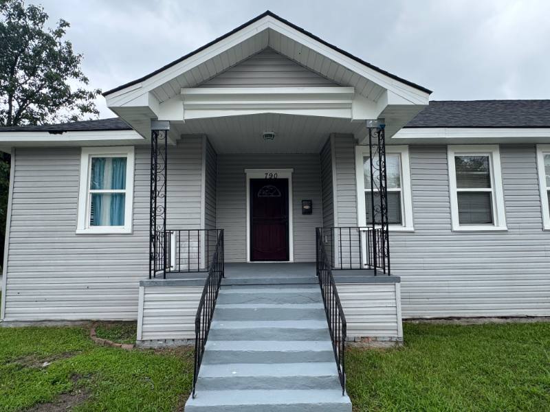 Townhouse for rent at 792 Eve St, Augusta, GA 30904