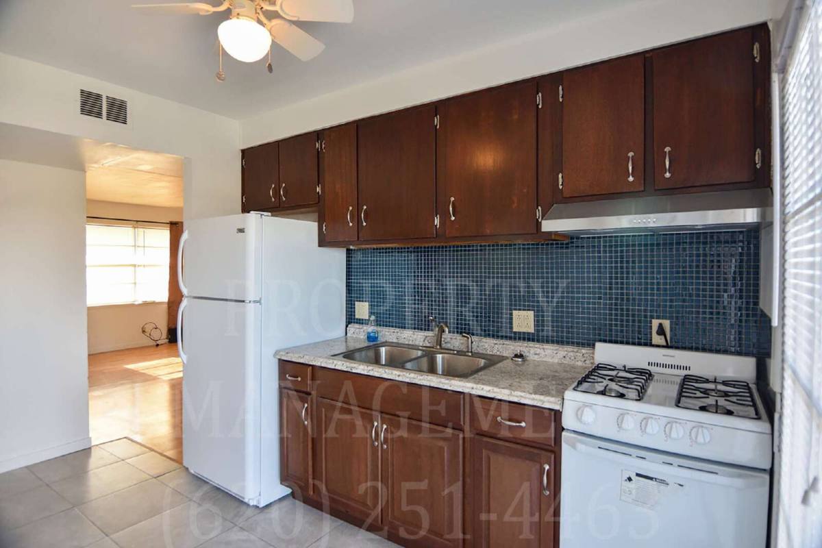 Apartment for rent at 403 W 9th St, Coffeyville, KS 67337