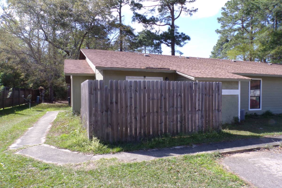 Apartment for rent at 8325 Country Walk Dr #C, Pensacola, FL 32514