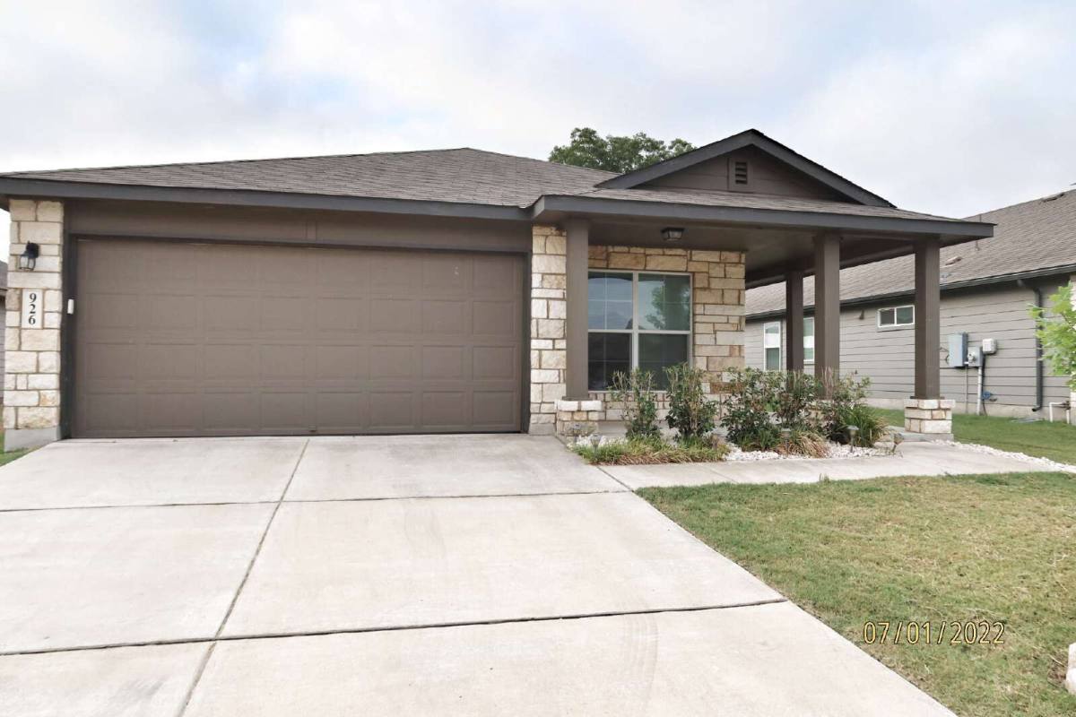 House for rent at 926 Pumpkin Ridge, New Braunfels, TX 78130