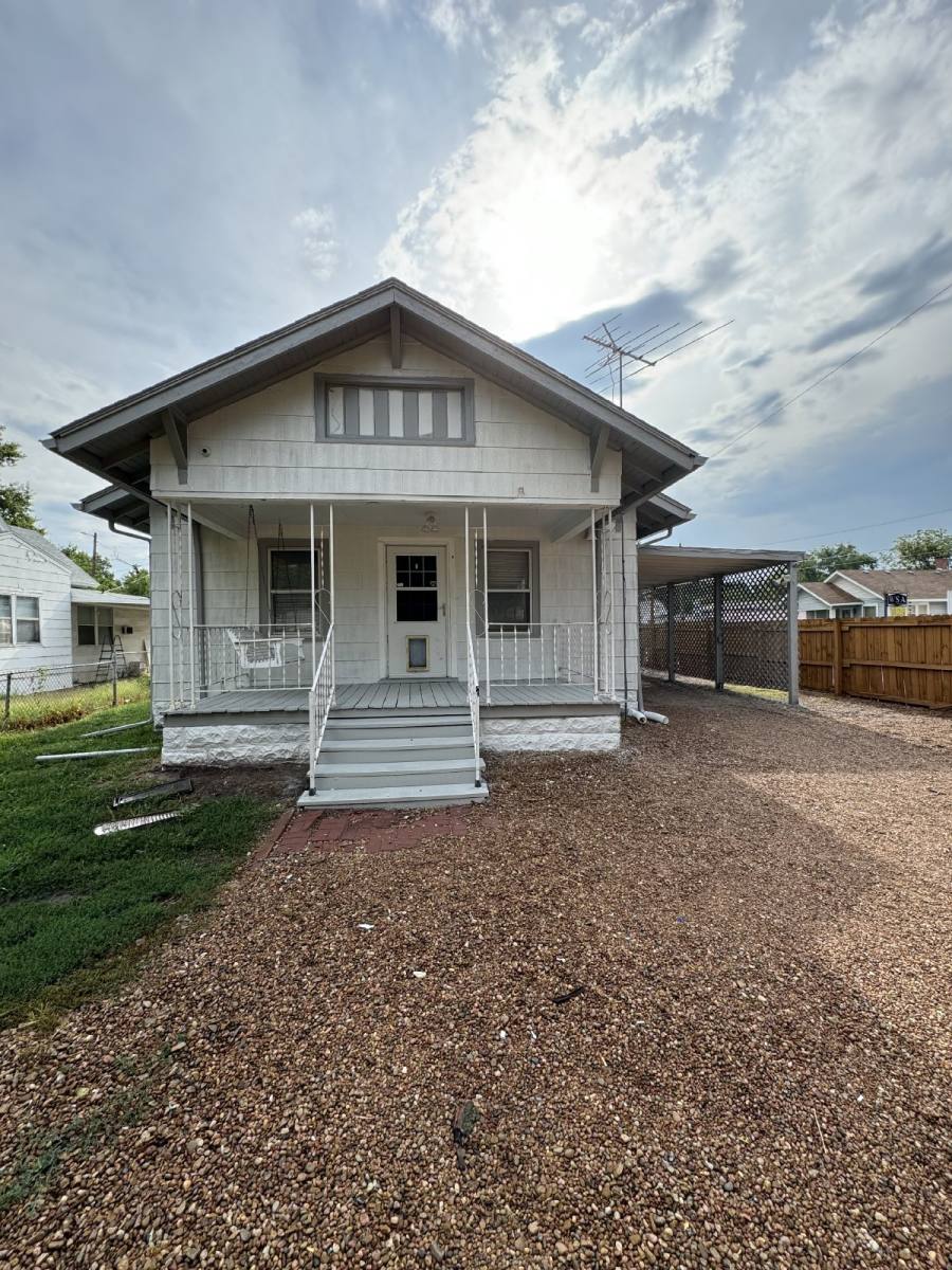 House for rent at 1556 S Palisade St, Wichita, KS 67213