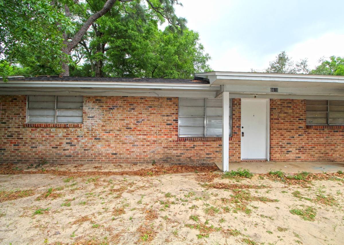 Apartment for rent at 6618 Applegate St, Milton, FL 32570