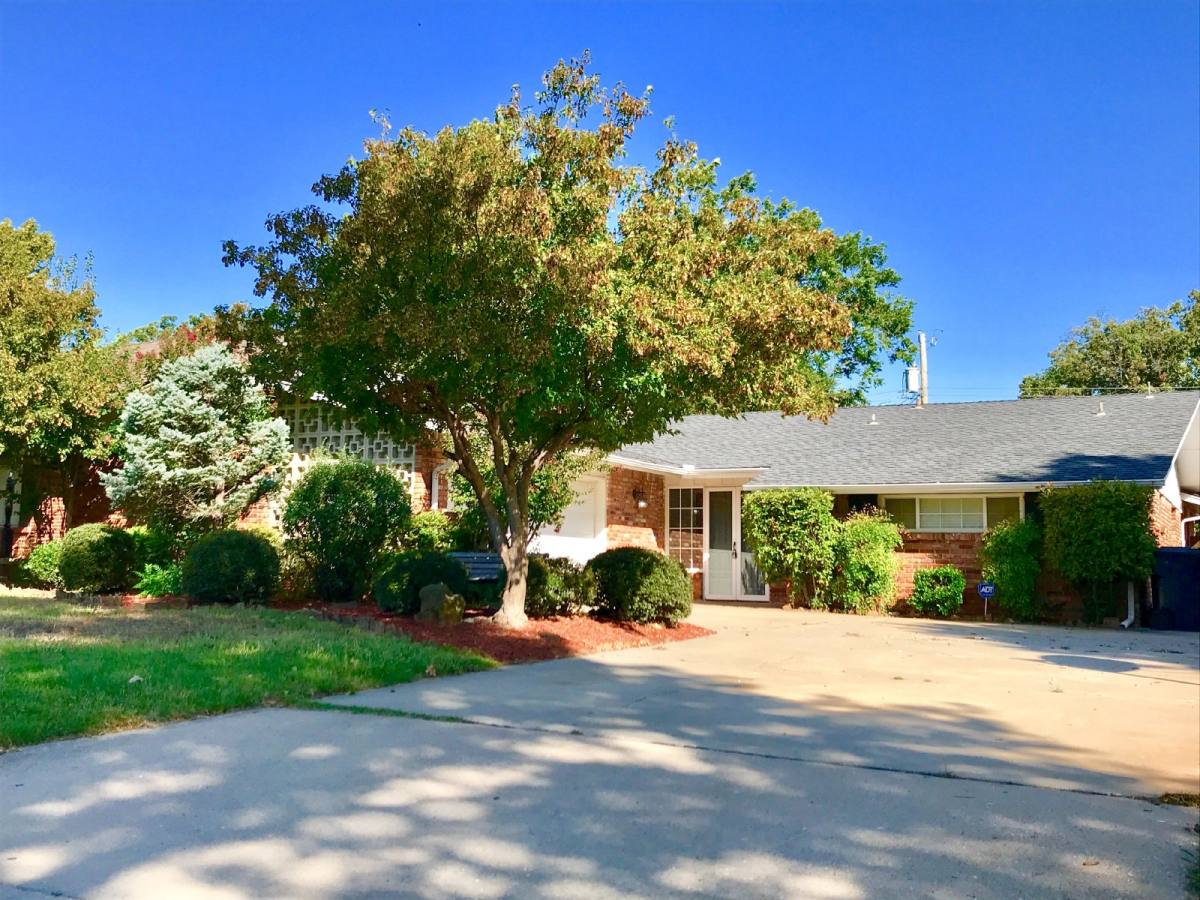 House for rent at 4917 NW 29th St, Oklahoma City, OK 73127