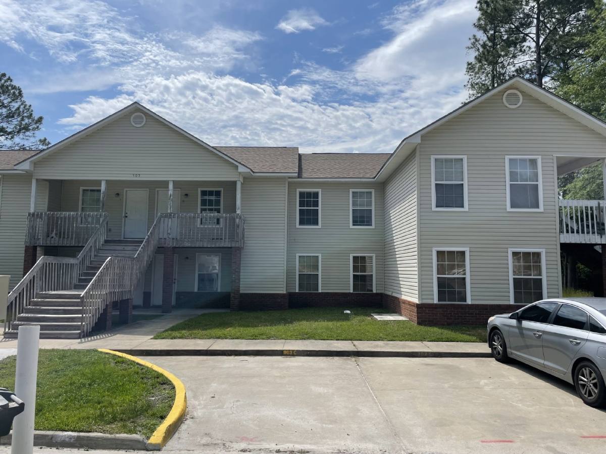 Apartment for rent at 903 Brett Dr #B, Hinesville, GA 31313