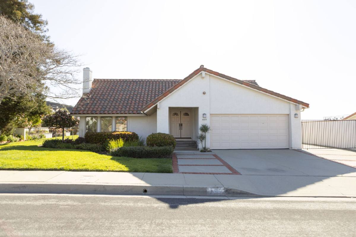 House for rent at 668 Skyline Rd, Ventura, CA 93003