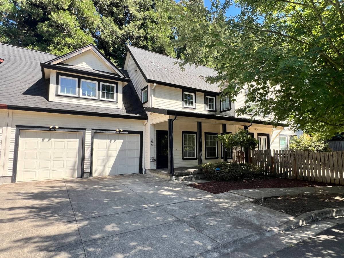 House for rent at 395 Ellie Lane, Eugene, OR 97401
