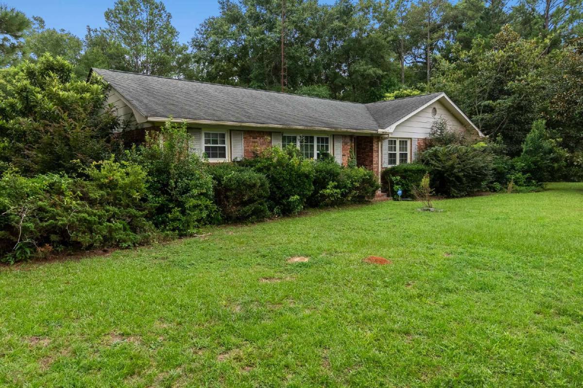 House for rent at 9 Bancroft Dr, Sumter, SC 29154