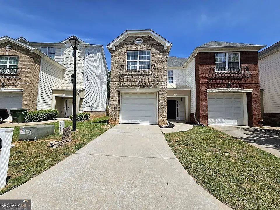 Townhouse for rent at 4316 Notting Hill Dr SW, Atlanta, GA 30331