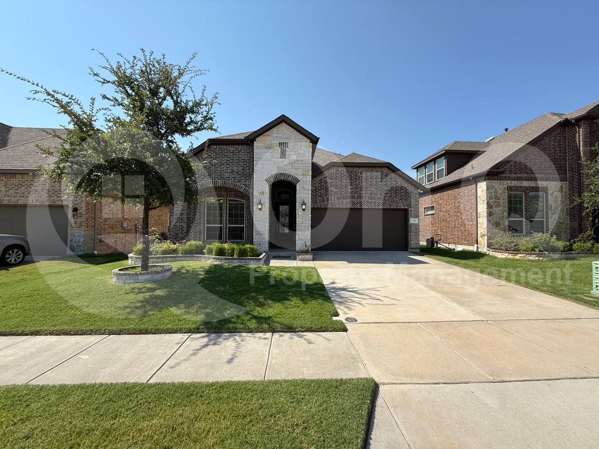 House for rent at 11001 Brownwood Place, McKinney, TX 75071