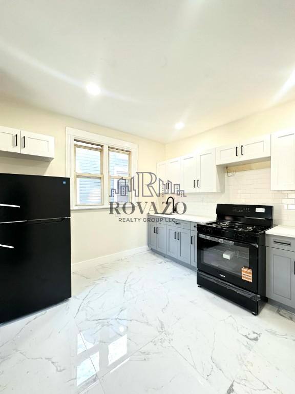 Apartment for rent at 250 Amherst St #2, East Orange, NJ 07018