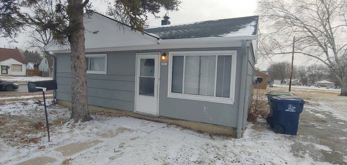 House for rent at 6001 W Carmen Ave, Milwaukee, WI 53218