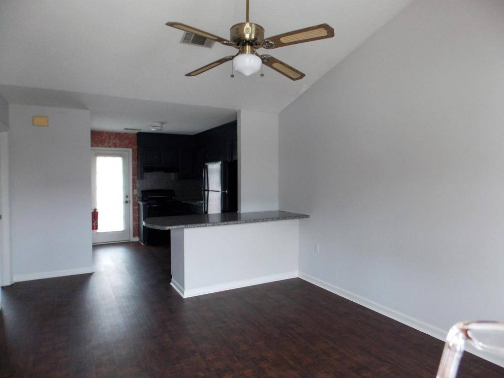 Apartment for rent at 140 Lanier Dr 65 SW, Statesboro, GA 30458