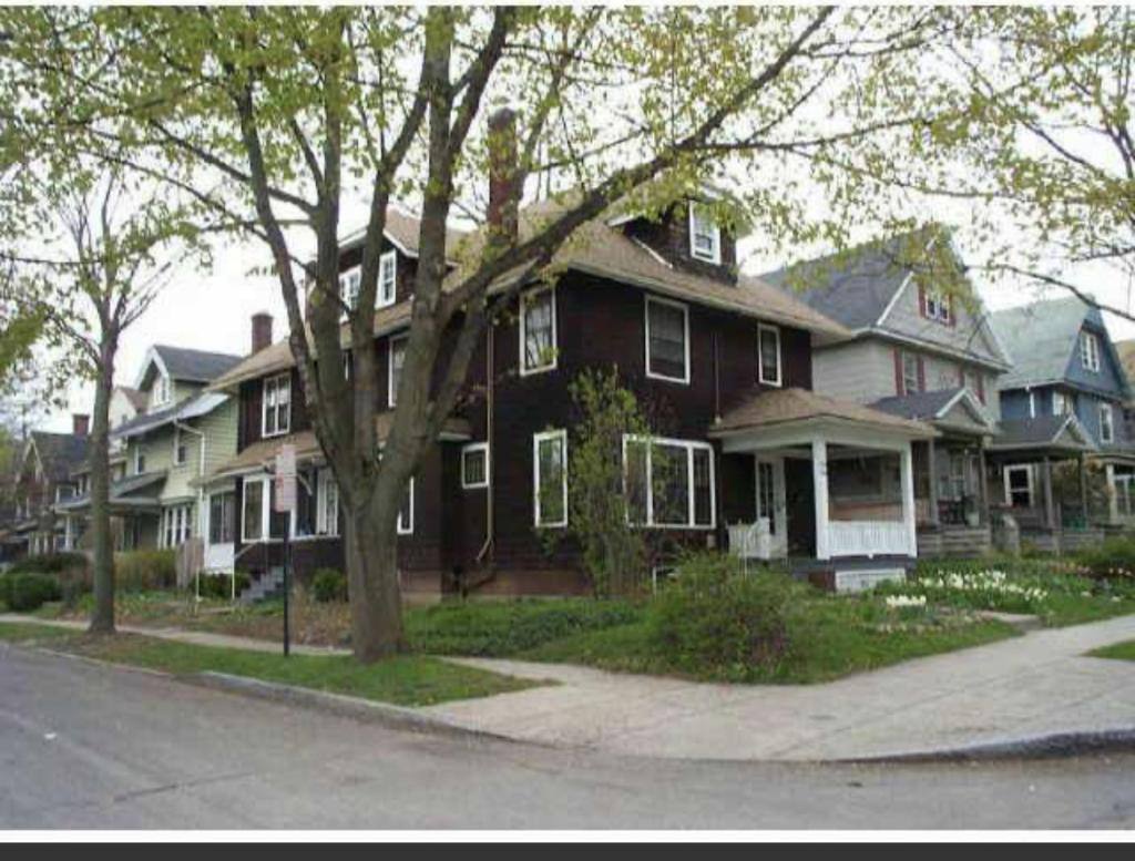 House for rent at 1057 Park Ave, Rochester, NY 14610