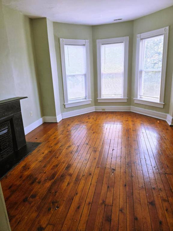 86 E Duncan St #1 2, Columbus, OH 43202