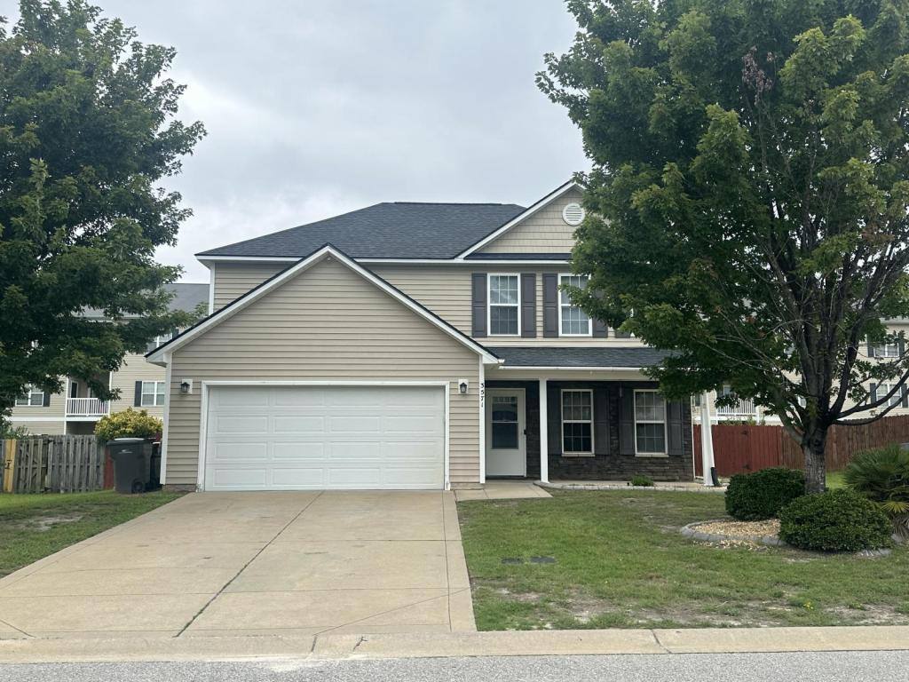 House for rent at 3571 S Peak Dr, Fayetteville, NC 28306