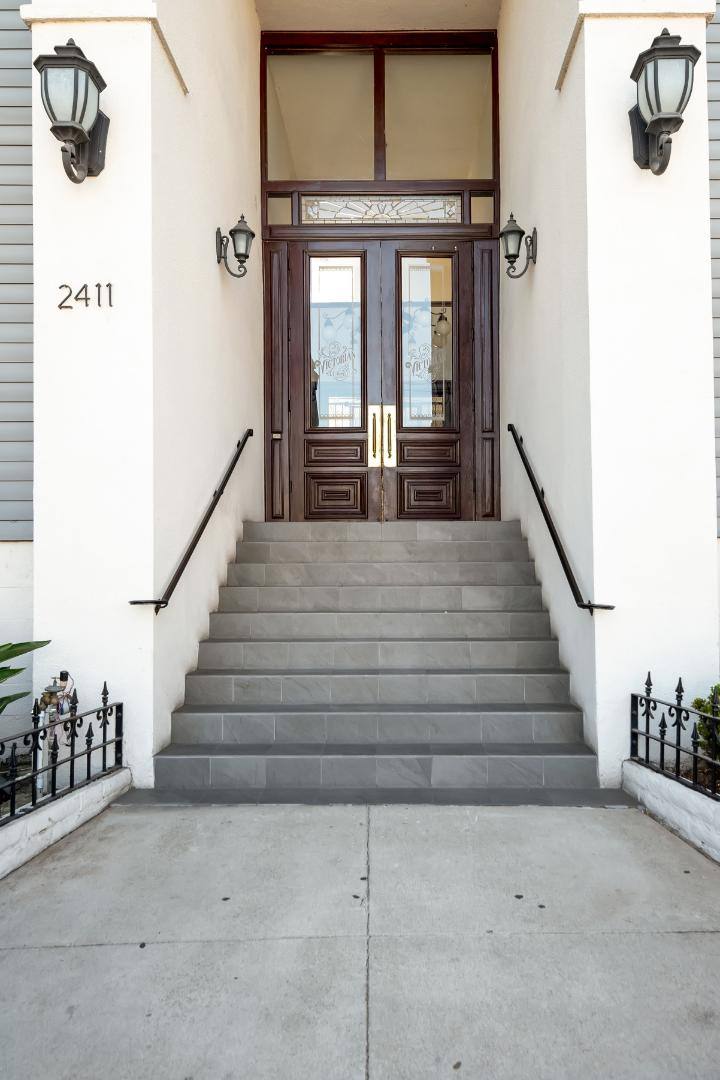 Condo for rent at 2411 Prospect Ave #SPACIOUS Hermosa Hid, Hermosa Beach, CA 90254