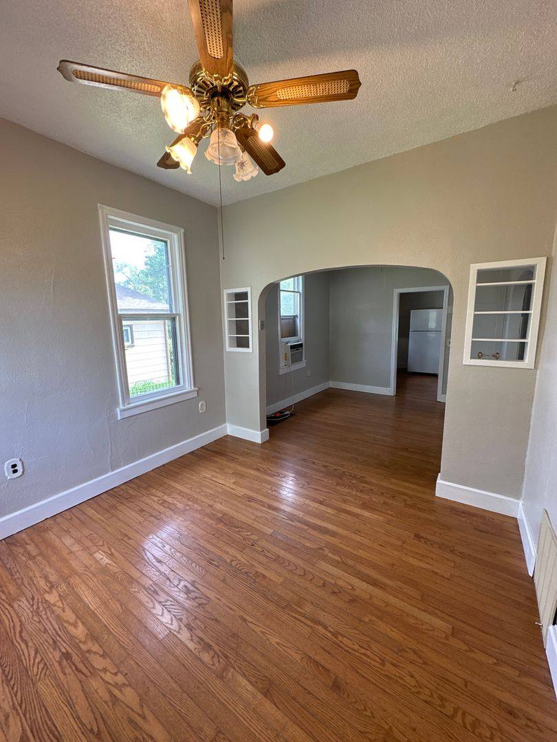 House for rent at 909 8th Ave SE, Jamestown, ND 58401