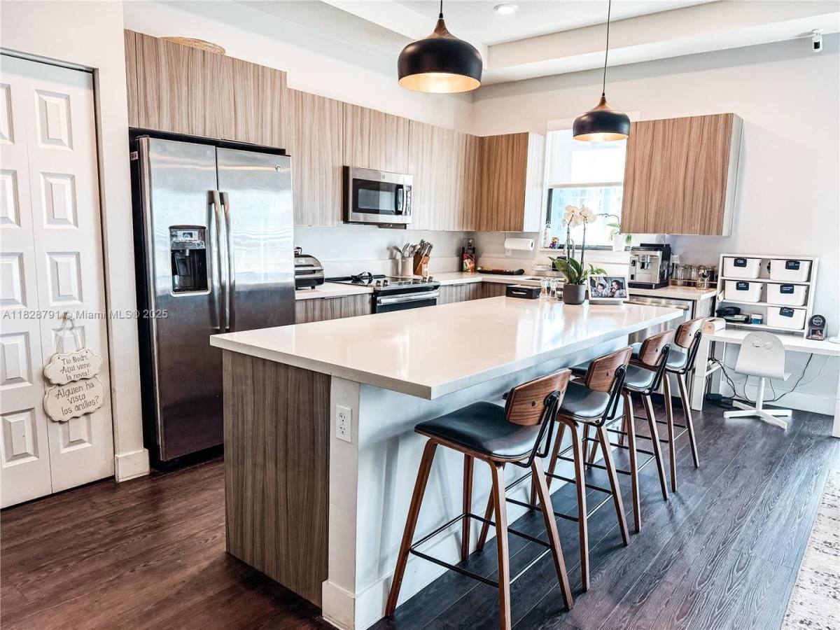 Condo for rent at 10455 NW 82nd St, Miami, FL 33178