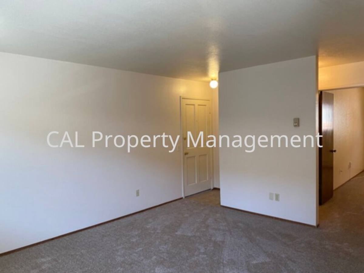 Apartment for rent at 3050 Sunset Ave, Marina, CA 93933