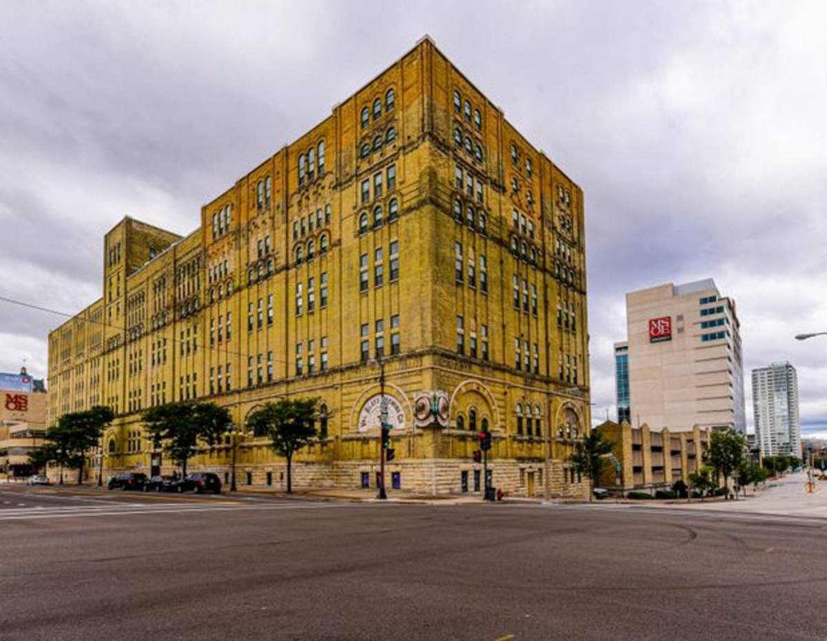 Condo for rent at 270 E Highland Ave, Milwaukee, WI 53202
