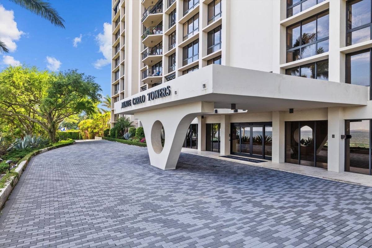 Condo for rent at 3301 Bayshore Blvd, Tampa, FL 33629