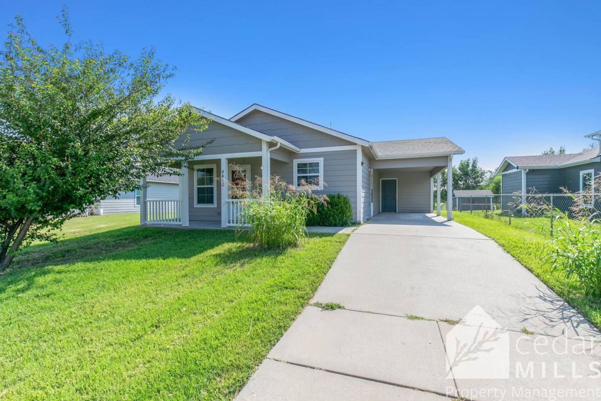 4412 S Victoria St, Wichita, KS 67216