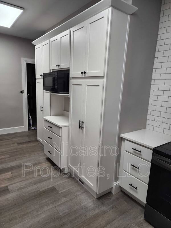 House for rent at 226 E 16th Ave, Columbus, OH 43201