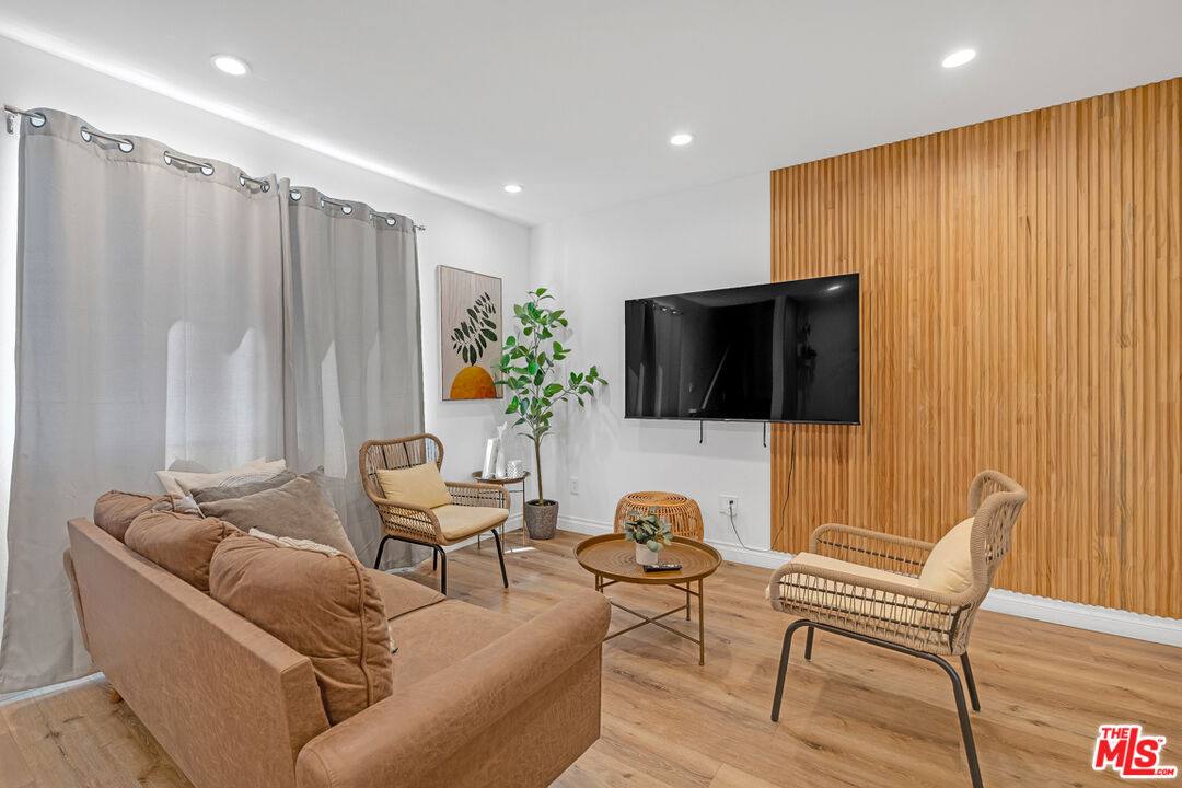 Apartment for rent at 1540 N Bronson Ave, Los Angeles, CA 90028