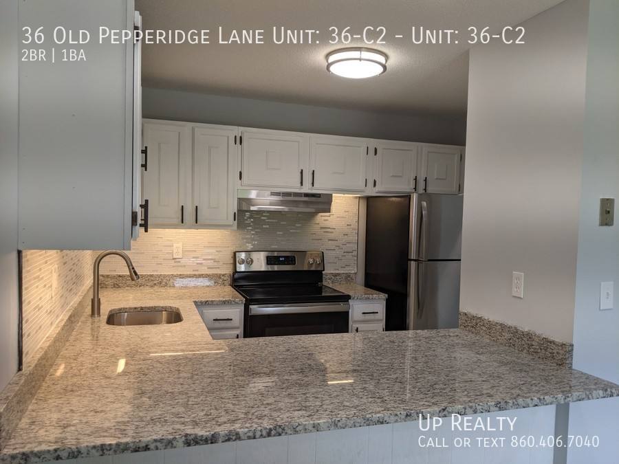 Apartment for rent at 36 Old Pepperidge Lane, Wethersfield, CT 06109