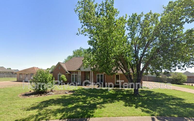 House for rent at 12821 Pine Needle Cove, Olive Branch, MS 38654