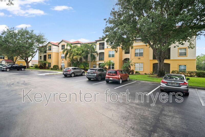House for rent at 11530 Villa Grand #1103, Fort Myers, FL 33913