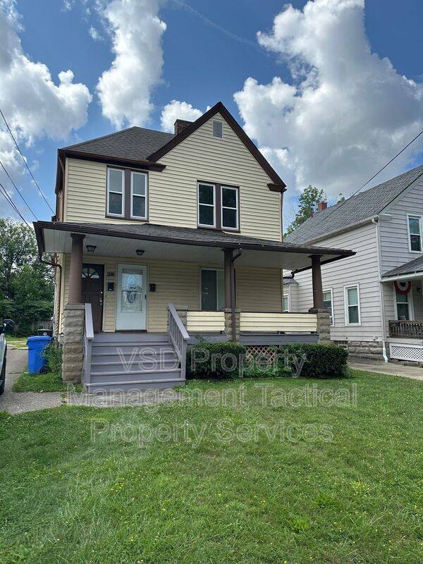 Apartment for rent at 4413 Woburn Ave #DOWN, Cleveland, OH 44109