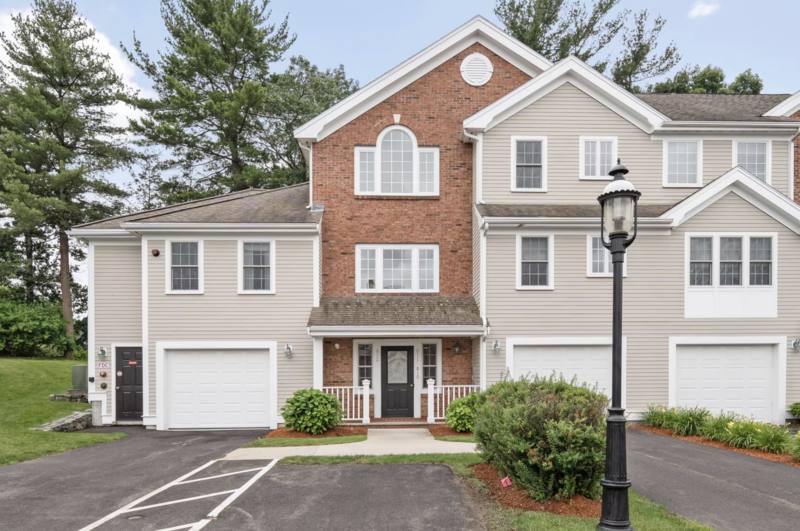 410 Salem St, Wakefield, MA 01880