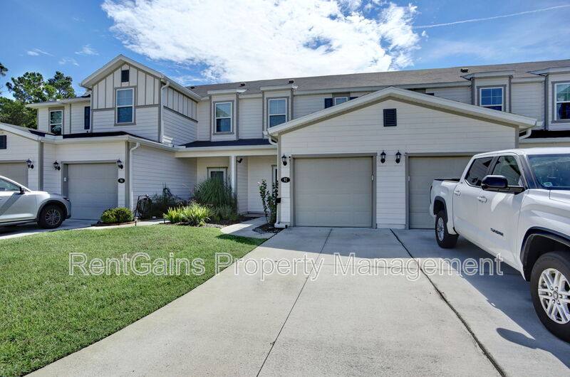 Townhouse for rent at 92 Silver Fern Dr, Saint Augustine, FL 32086