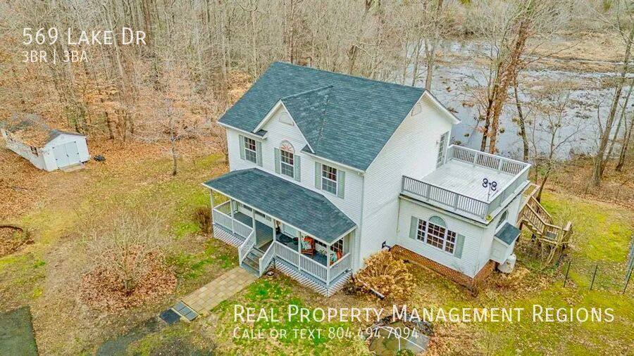 House for rent at 569 Lake Dr, Tappahannock, VA 22560