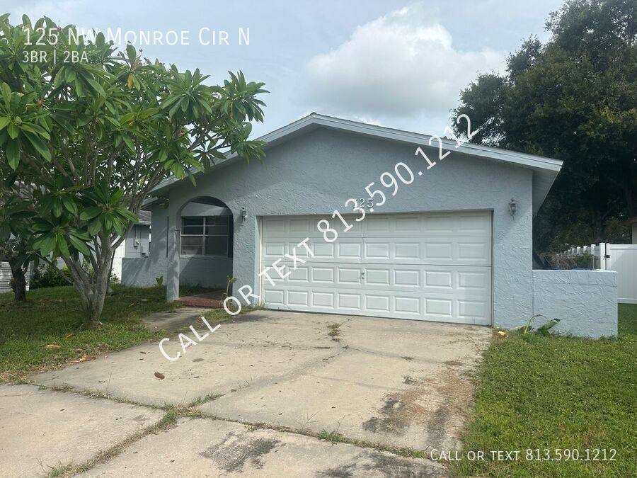House for rent at 125 NW Monroe Circle N, Saint Petersburg, FL 33702