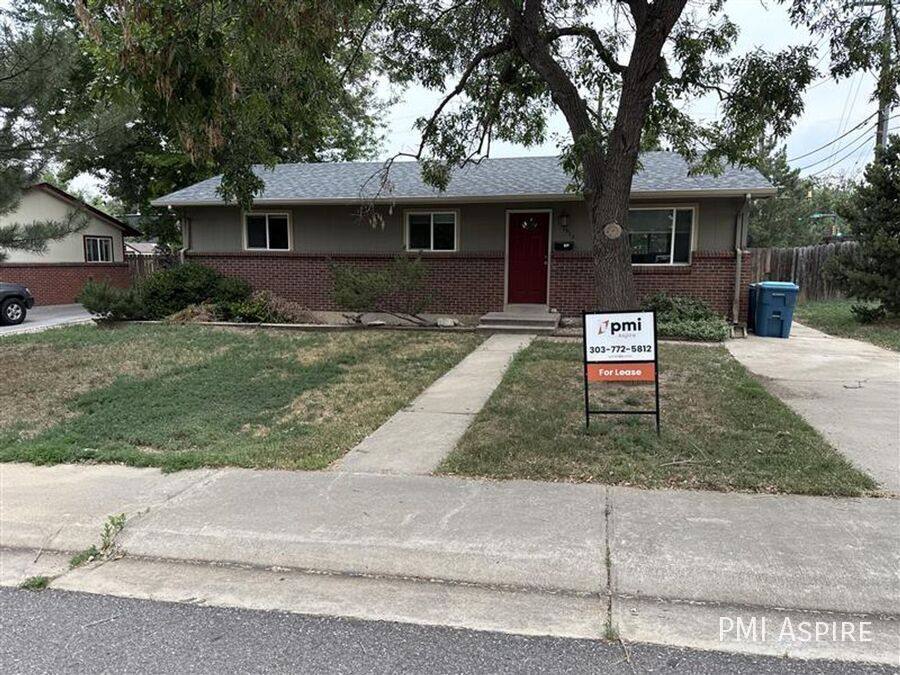 House for rent at 1613 Sunset Dr, Louisville, CO 80027