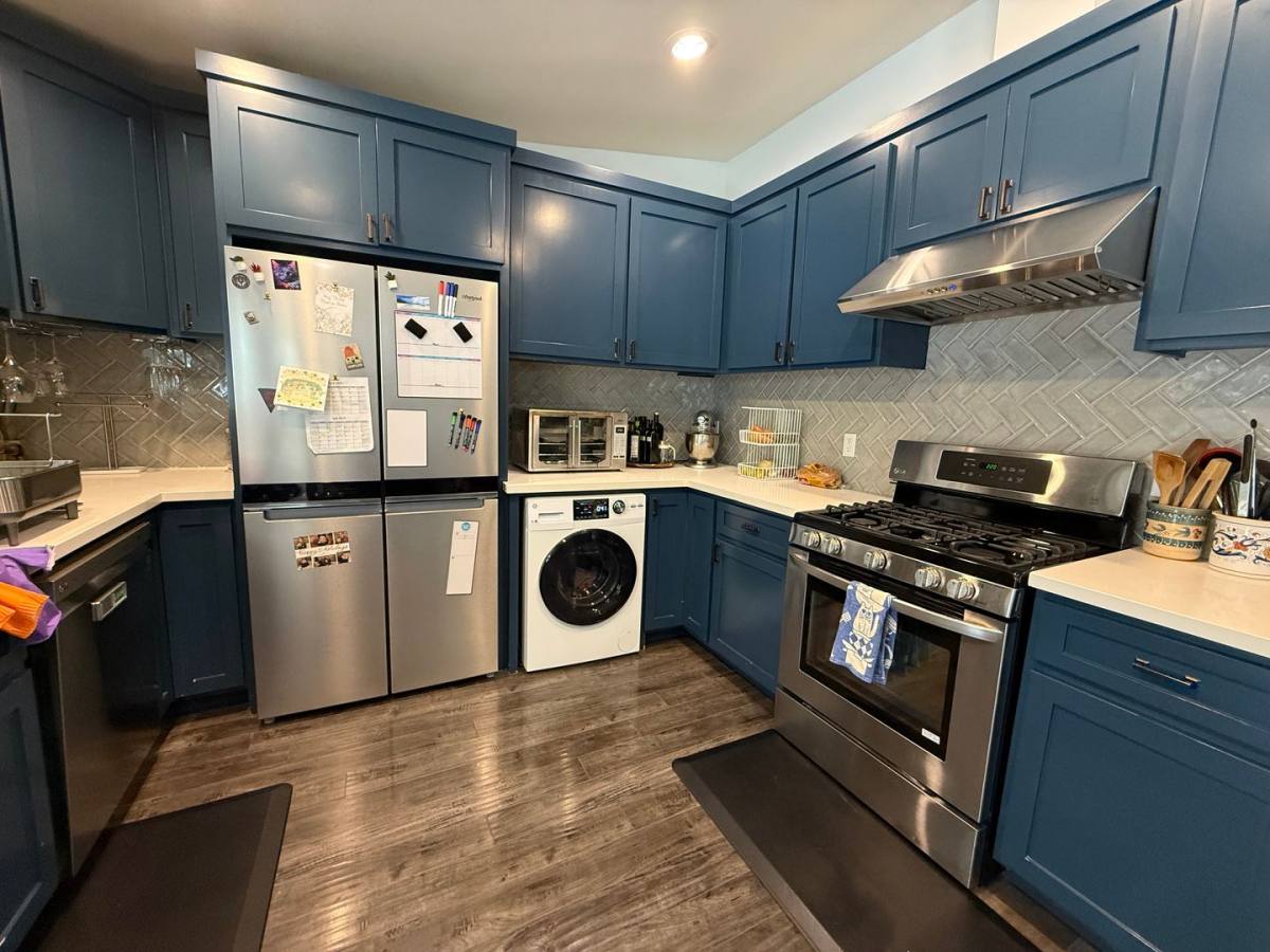812 Merwin St, Los Angeles, CA 90026