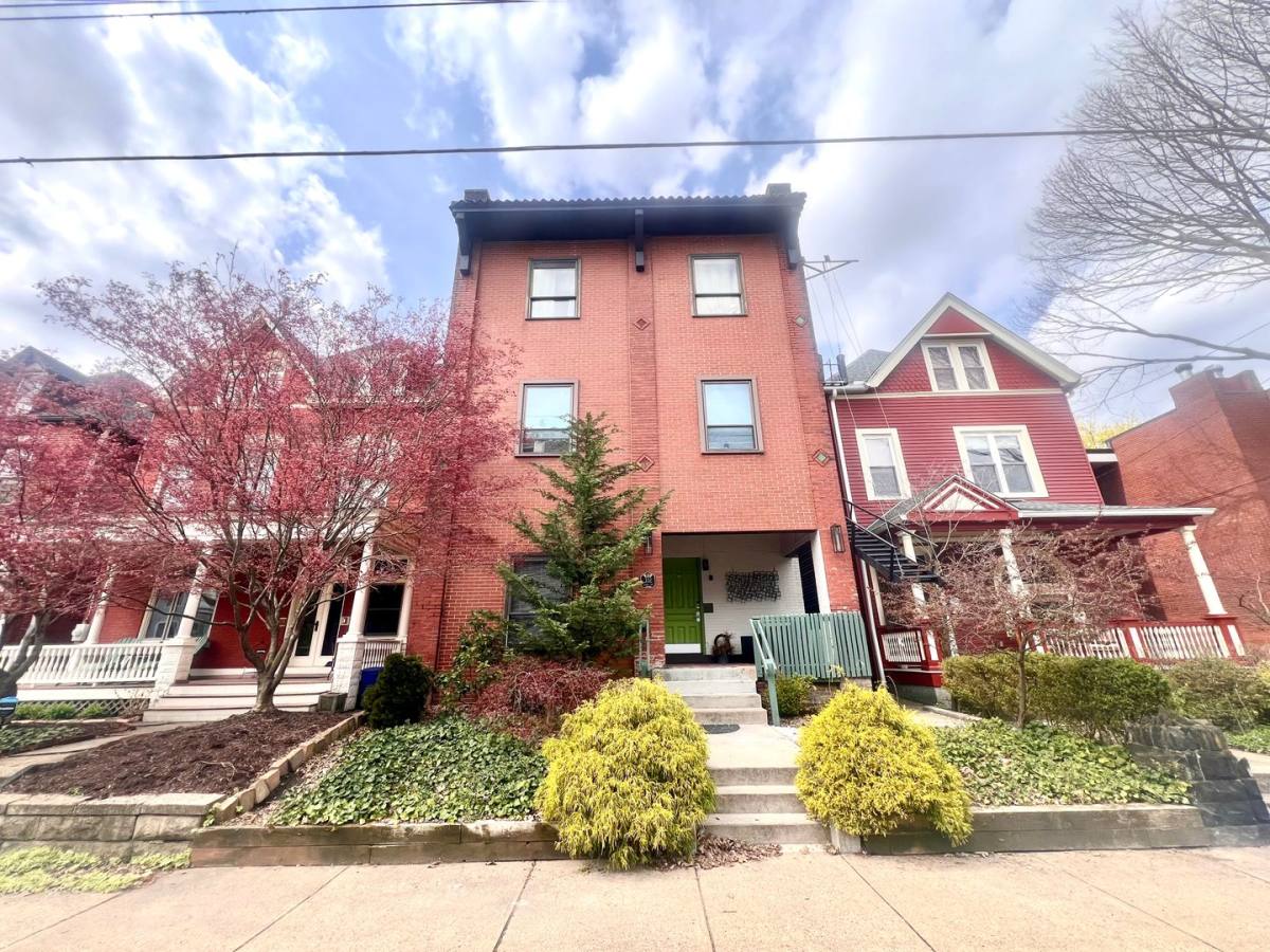 332 Lehigh Ave, Pittsburgh, PA 15232
