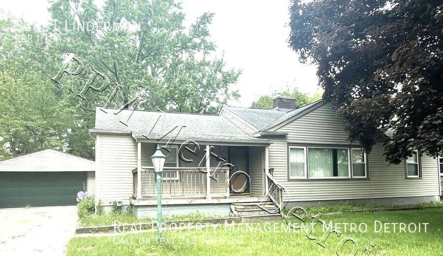 House for rent at 32851 Linderman, Warren, MI 48093