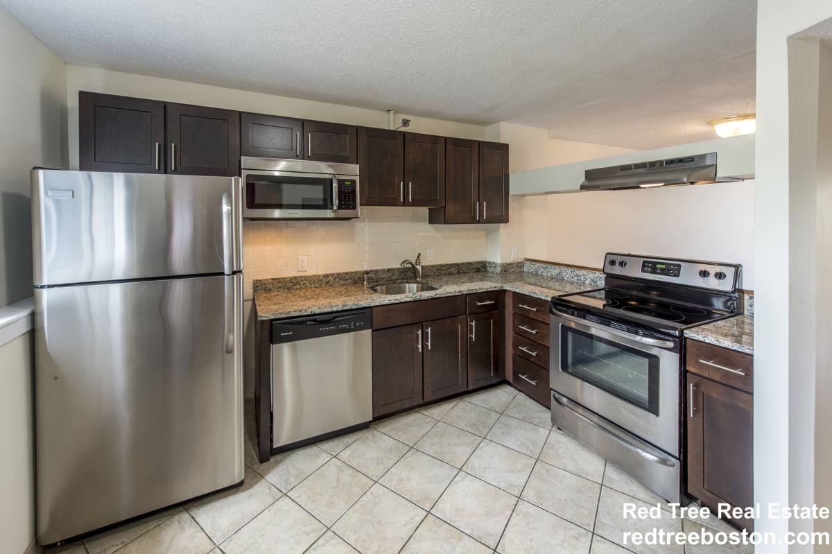 Townhouse for rent at 152 N Beacon St #B3, Brighton, MA 02135