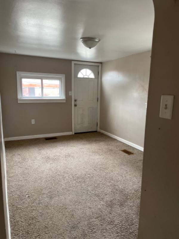 215 N Third St #UP, Youngwood, PA 15697