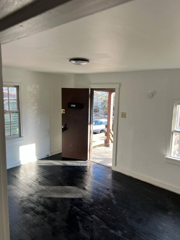 Apartment for rent at 421-423 Caldwell St #421, Clairton, PA 15025