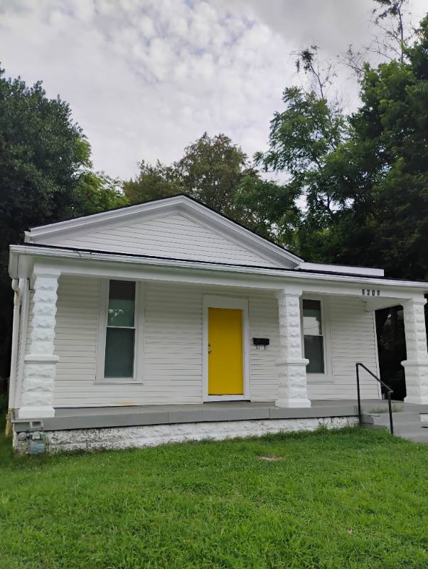 House for rent at 2615 Greenwood Ave, Louisville, KY 40210