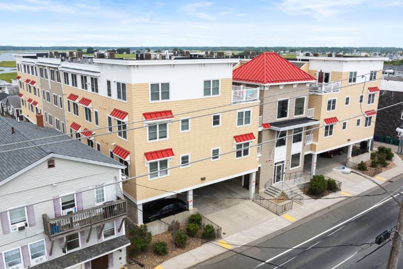 Apartment for rent at 128 Ashworth Ave #313, Hampton, NH 03842