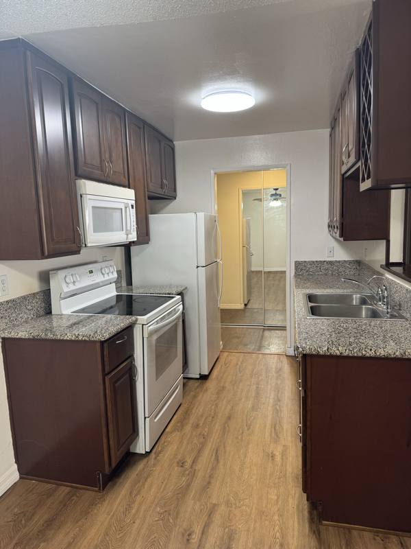 Apartment for rent at 215 N Belmont St #206, Glendale, CA 91206