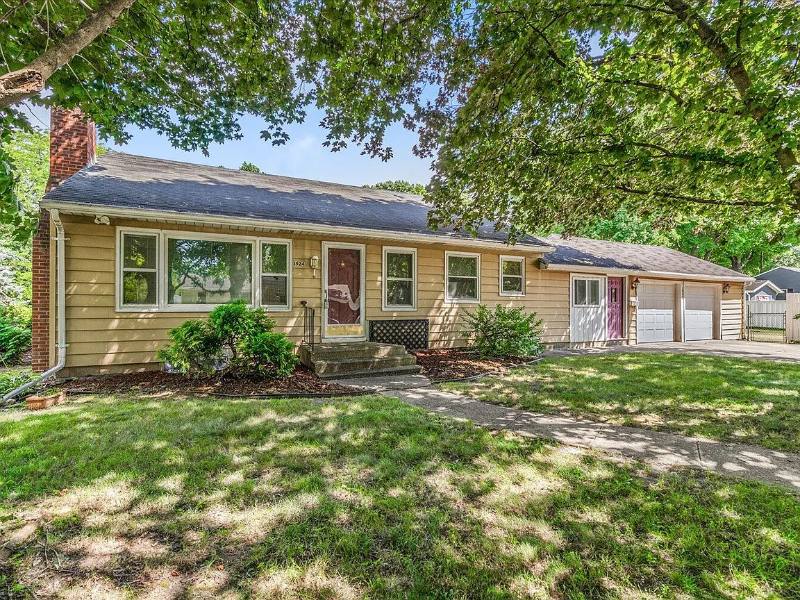 House for rent at 1924 Seminole St, Kalamazoo, MI 49006