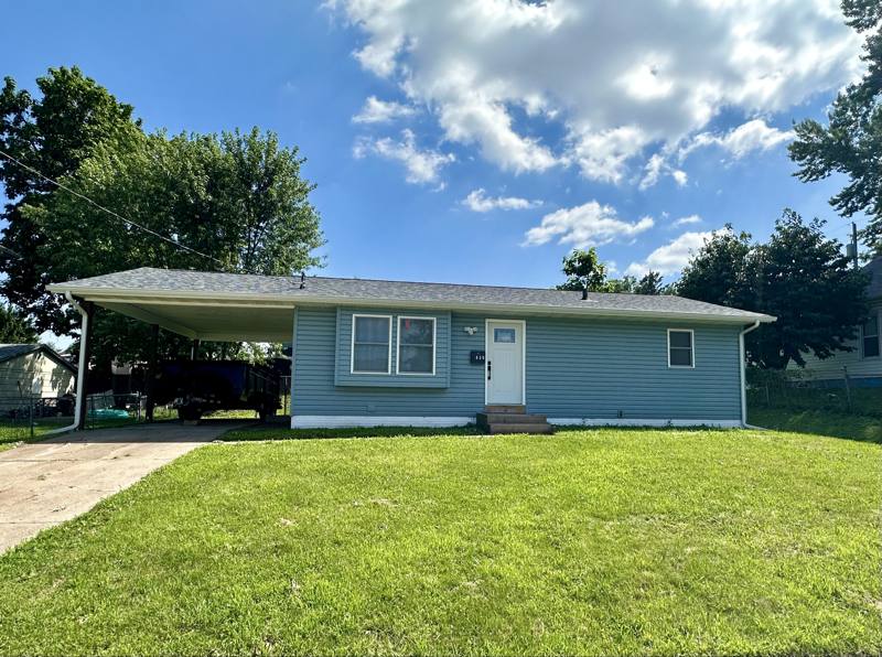 House for rent at 625 E High St, Davenport, IA 52803