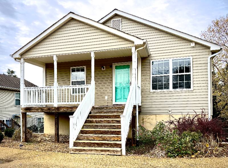 Apartment for rent at 1419 Burgess Lane #A, Charlottesville, VA 22902